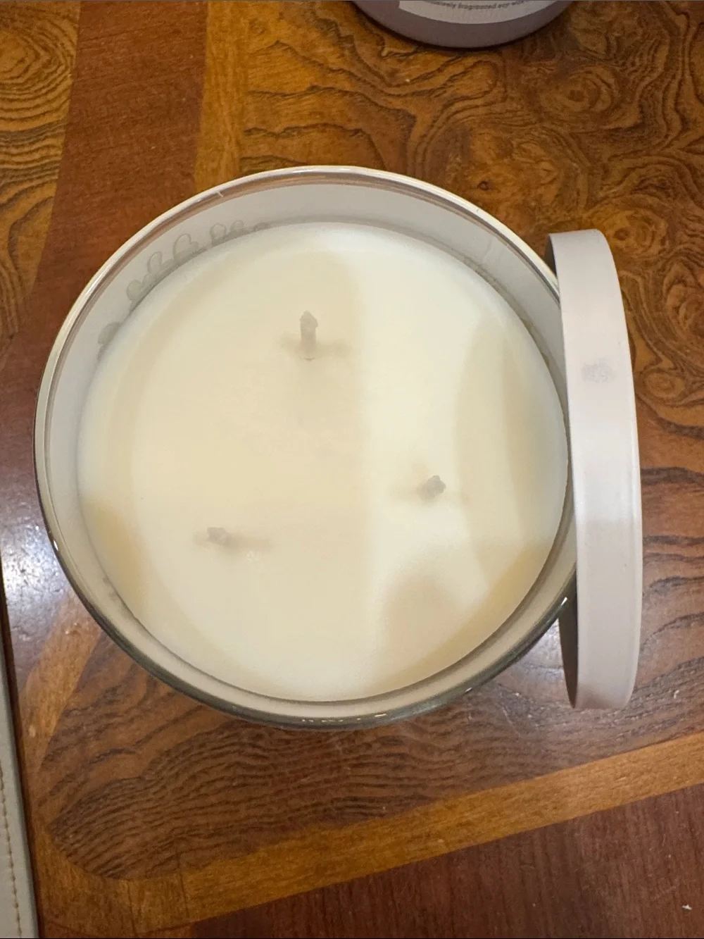 Bath & Body Works Backyard Honeysuckle Candle